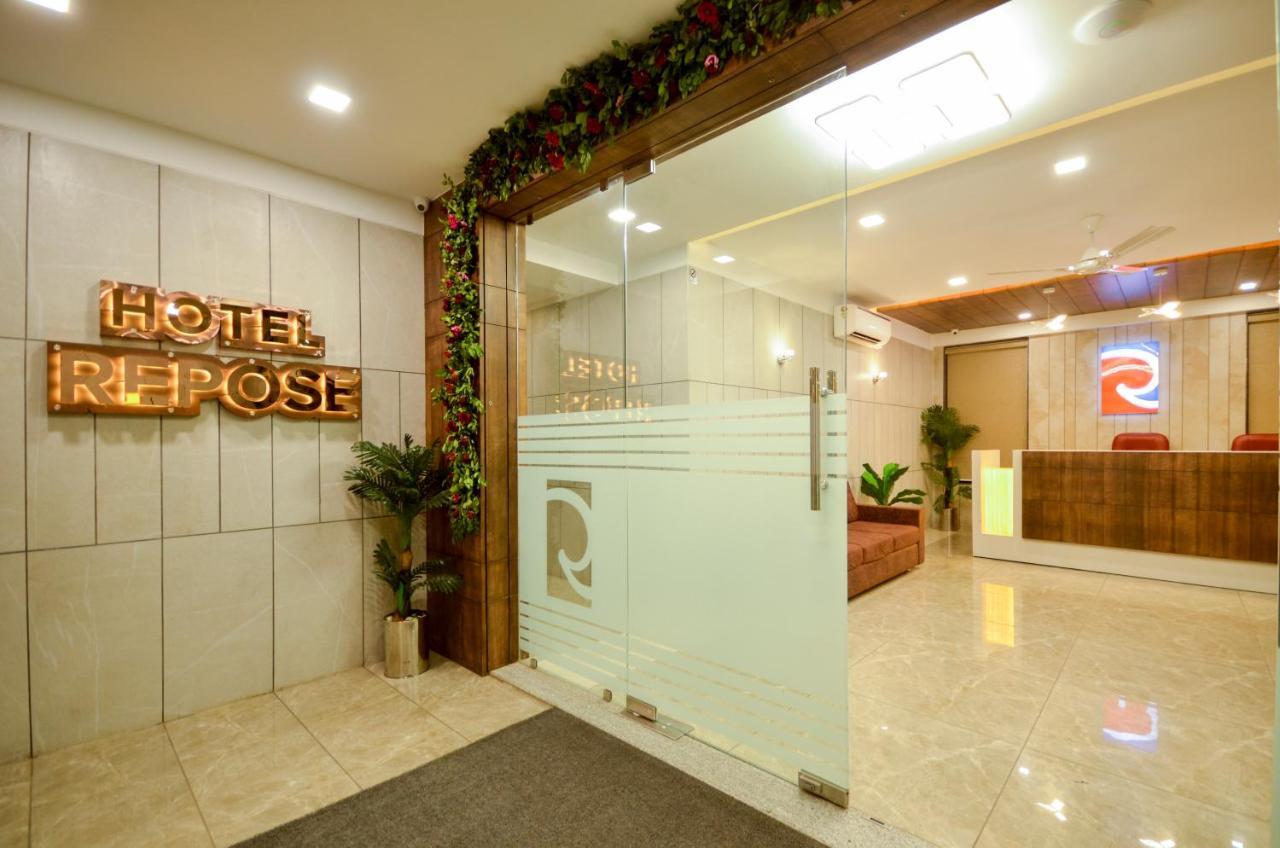 Hotel Repose Ahmedabad Exterior foto