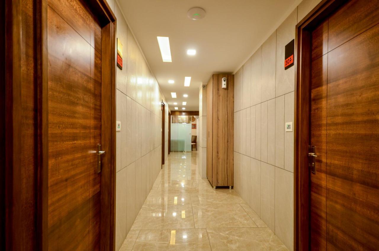 Hotel Repose Ahmedabad Exterior foto