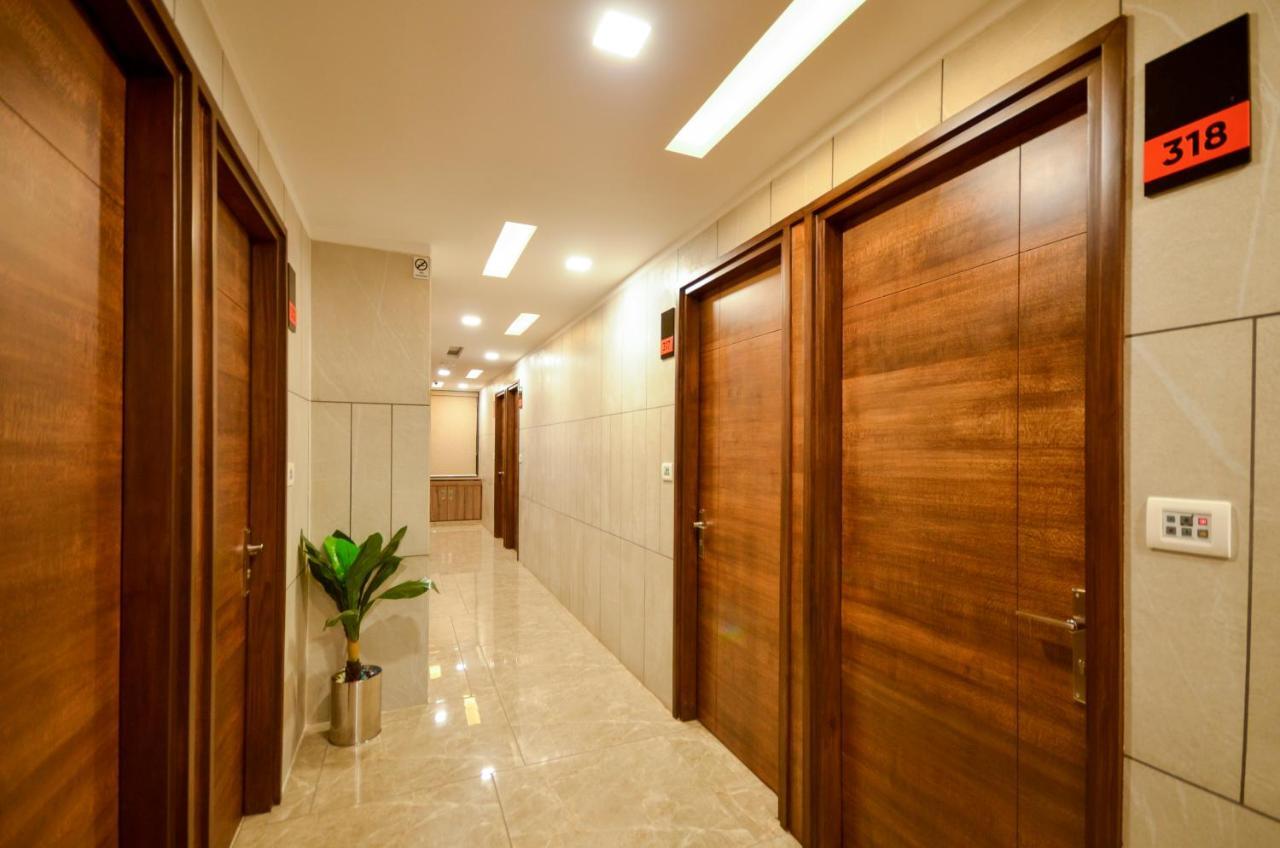 Hotel Repose Ahmedabad Exterior foto